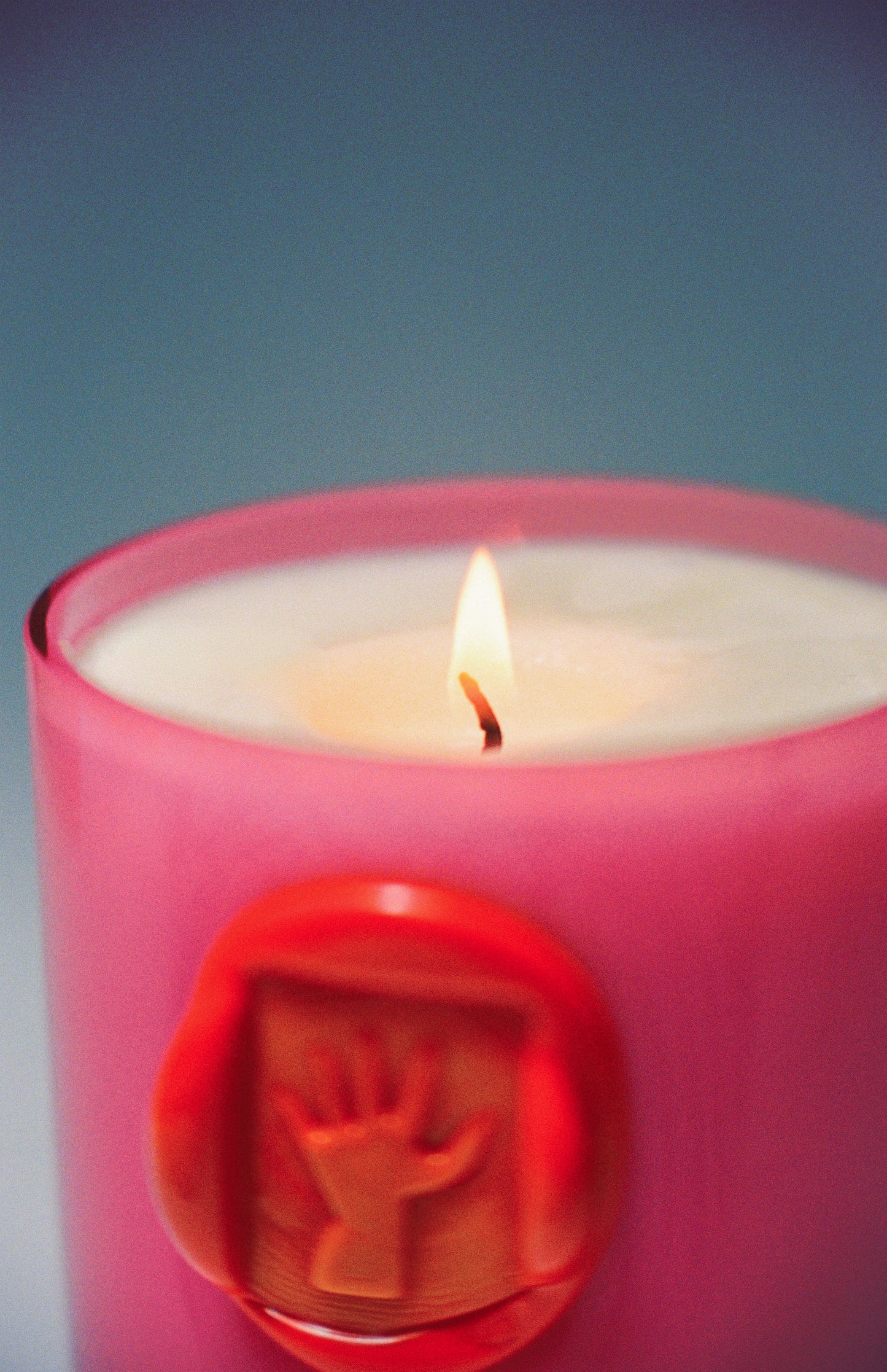 THE HAND CANDLE