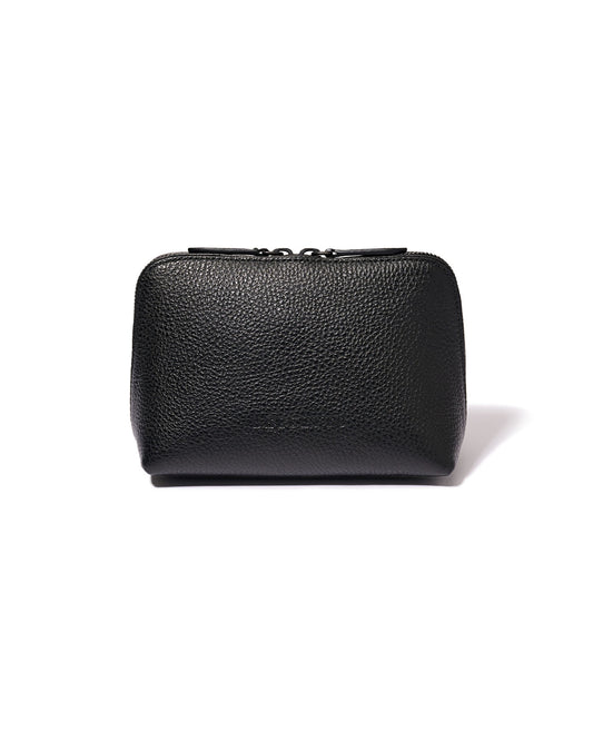 THE MAKEUP BAG